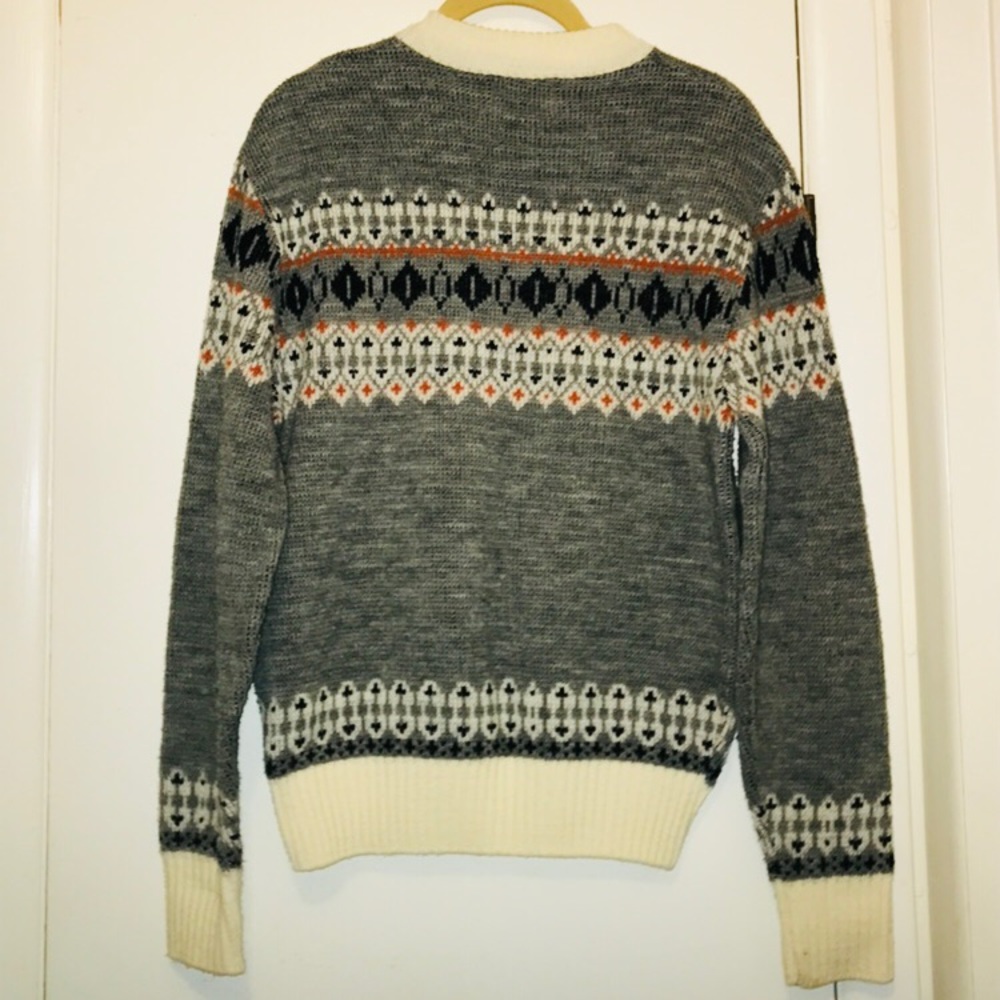 Retro Studio One Sweater - Picture 5 of 5